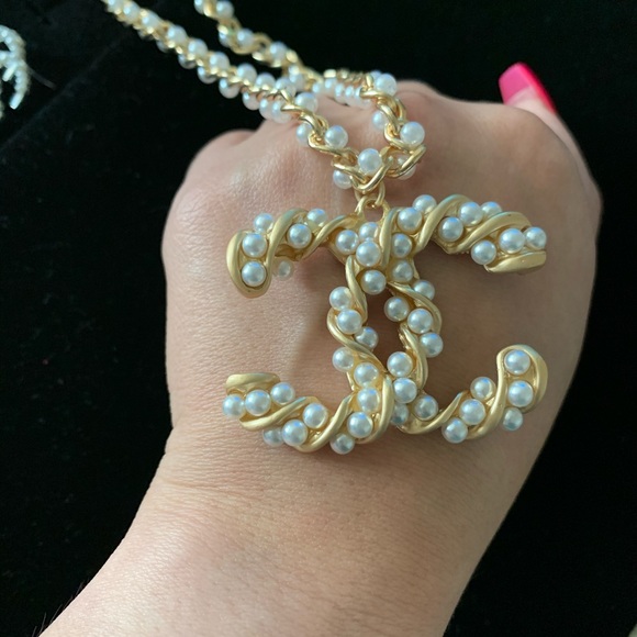 Pearl necklace - Picture 2 of 3